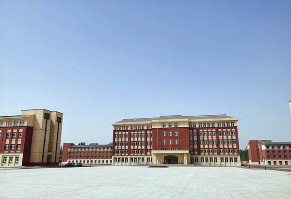 疏勒县罕南力克镇中学项目