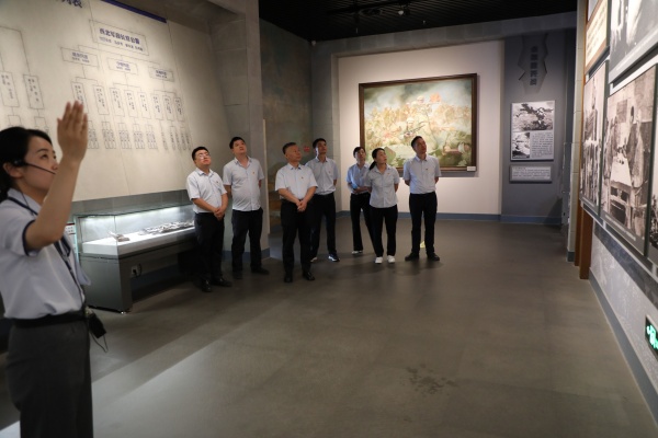 二支部党日2 副本_副本.jpg